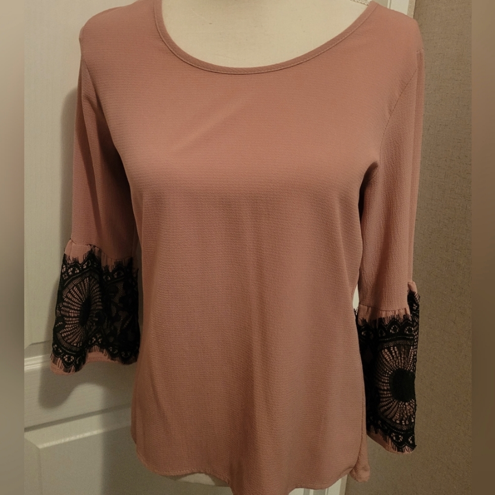 Tovia pink shirt with lace bell sleeves Size Small